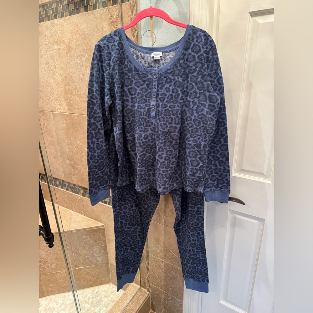 Splendid Pajamas Size L. Gently worn. Never dried.
